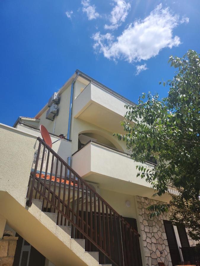 Apartment Big Blue マスレニツァ エクステリア 写真